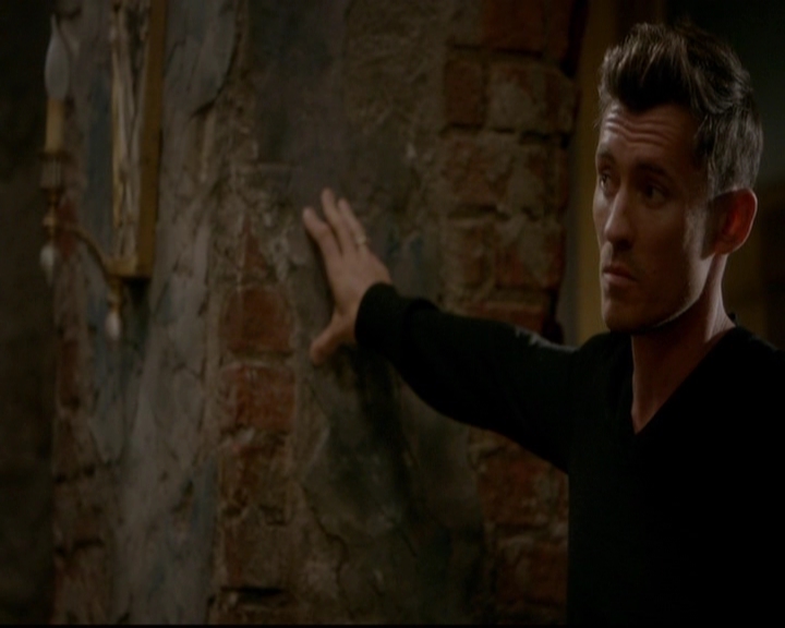 VampireDiariesWorld-dot-nl_TheOriginals_3x16AloneWithEverybody0851.jpg