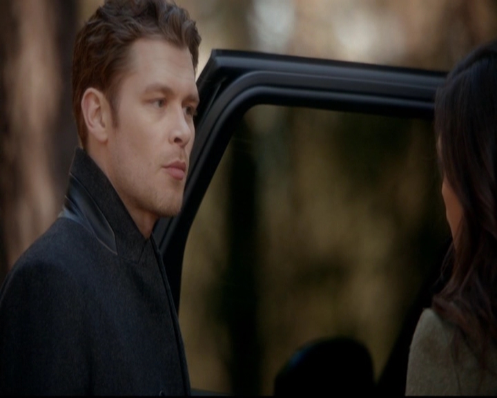 VampireDiariesWorld-dot-nl_TheOriginals_3x16AloneWithEverybody1017.jpg