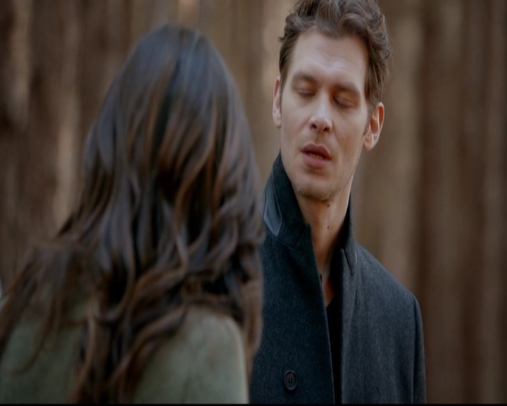 VampireDiariesWorld-dot-nl_TheOriginals_3x16AloneWithEverybody1035.jpg