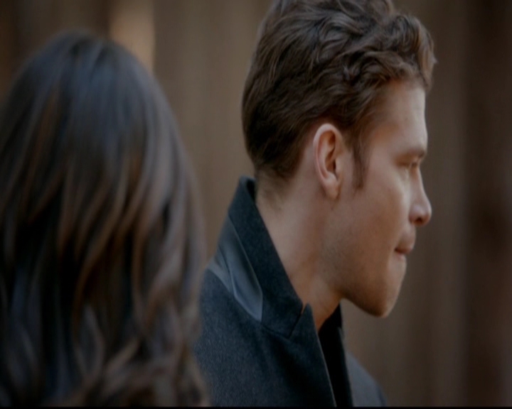 VampireDiariesWorld-dot-nl_TheOriginals_3x16AloneWithEverybody1042.jpg