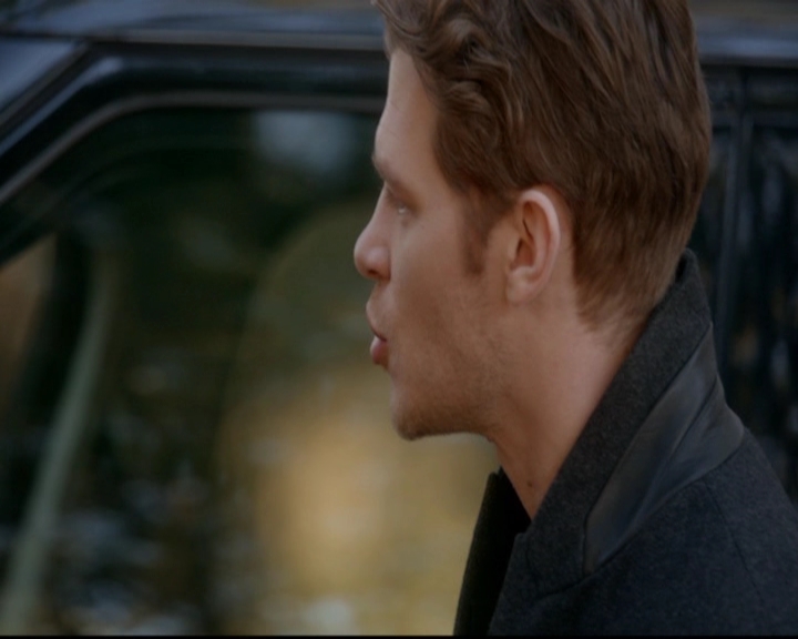 VampireDiariesWorld-dot-nl_TheOriginals_3x16AloneWithEverybody1046.jpg