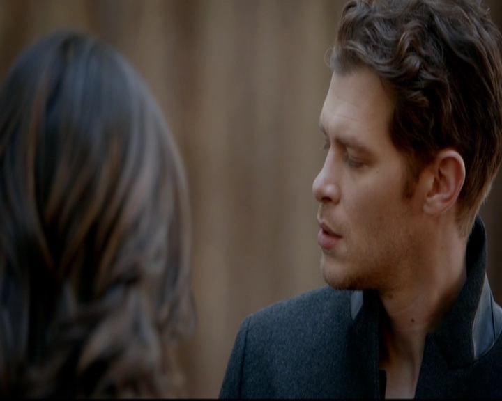 VampireDiariesWorld-dot-nl_TheOriginals_3x16AloneWithEverybody1074.jpg