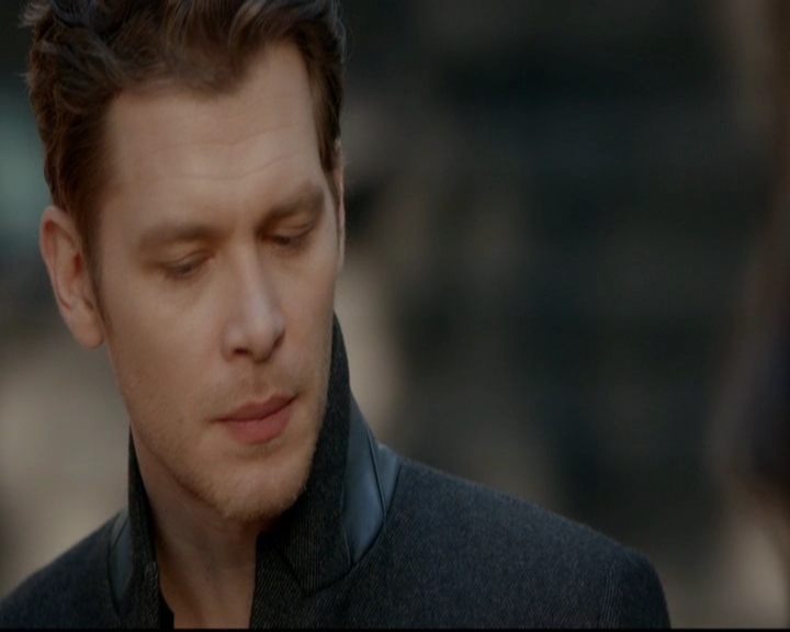 VampireDiariesWorld-dot-nl_TheOriginals_3x16AloneWithEverybody1109.jpg