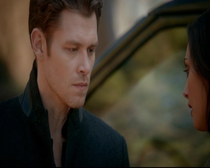 VampireDiariesWorld-dot-nl_TheOriginals_3x16AloneWithEverybody1118.jpg