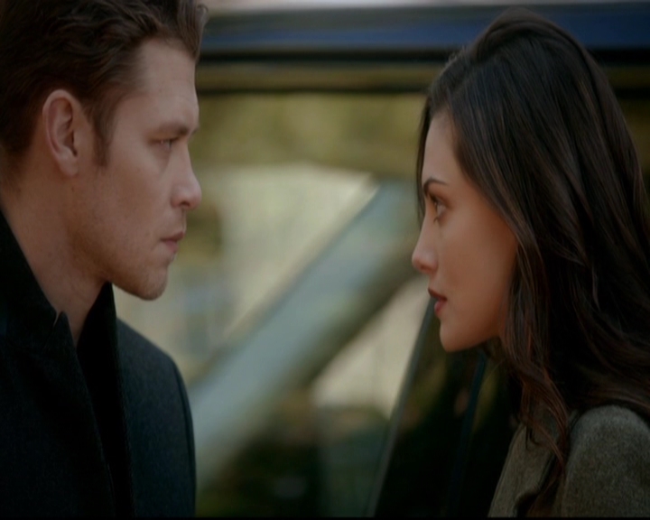 VampireDiariesWorld-dot-nl_TheOriginals_3x16AloneWithEverybody1123.jpg