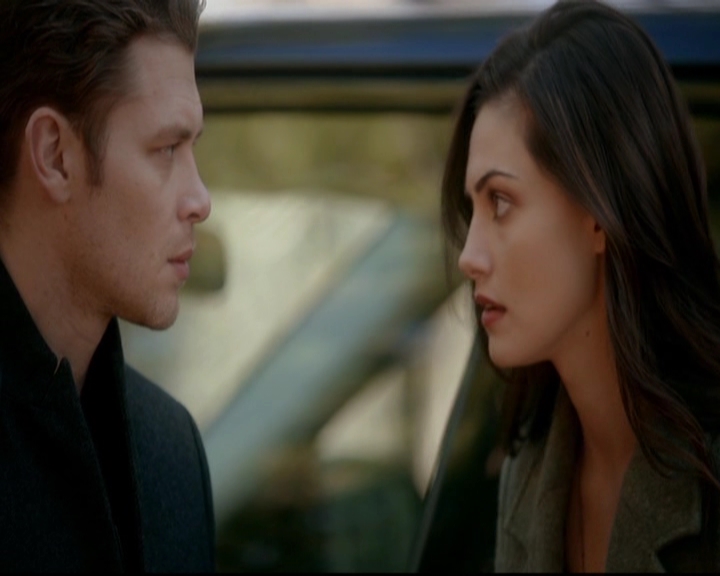 VampireDiariesWorld-dot-nl_TheOriginals_3x16AloneWithEverybody1125.jpg