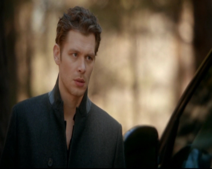 VampireDiariesWorld-dot-nl_TheOriginals_3x16AloneWithEverybody1126.jpg