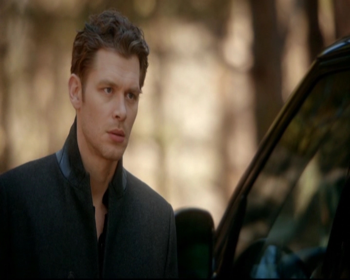 VampireDiariesWorld-dot-nl_TheOriginals_3x16AloneWithEverybody1127.jpg