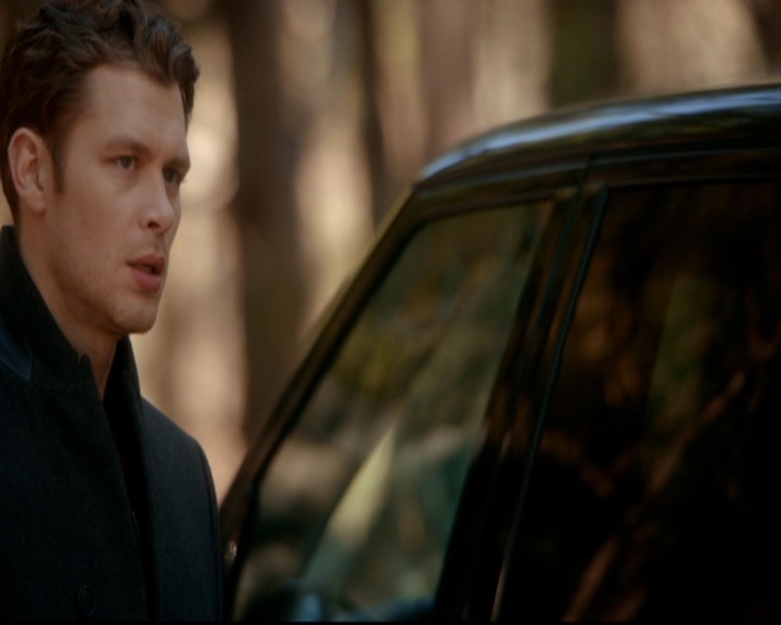 VampireDiariesWorld-dot-nl_TheOriginals_3x16AloneWithEverybody1129.jpg