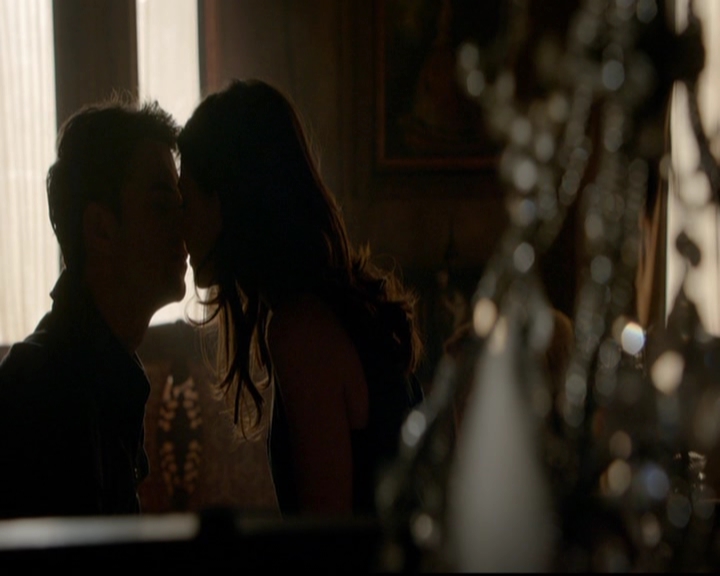 VampireDiariesWorld-dot-nl_TheOriginals_3x16AloneWithEverybody1156.jpg