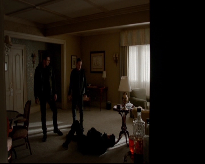 VampireDiariesWorld-dot-nl_TheOriginals_3x16AloneWithEverybody1205.jpg