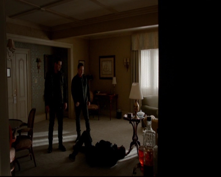 VampireDiariesWorld-dot-nl_TheOriginals_3x16AloneWithEverybody1206.jpg