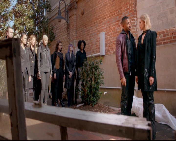 VampireDiariesWorld-dot-nl_TheOriginals_3x16AloneWithEverybody1282.jpg