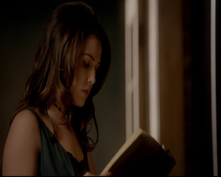 VampireDiariesWorld-dot-nl_TheOriginals_3x16AloneWithEverybody1325.jpg