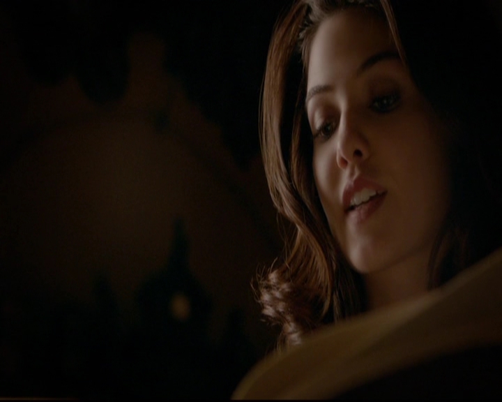 VampireDiariesWorld-dot-nl_TheOriginals_3x16AloneWithEverybody1335.jpg