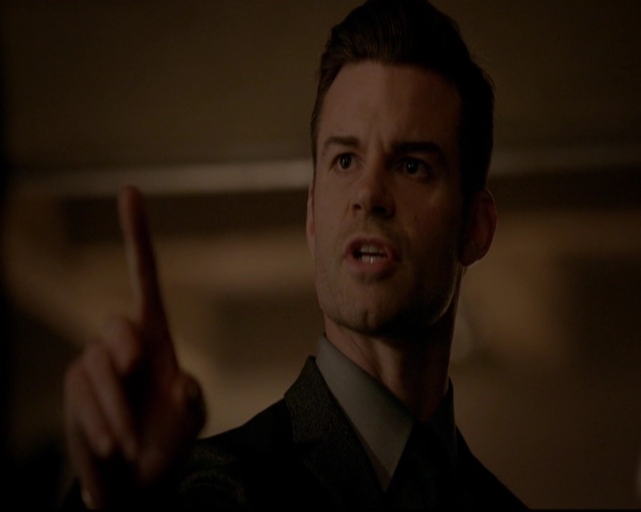 VampireDiariesWorld-dot-nl_TheOriginals_3x16AloneWithEverybody1379.jpg