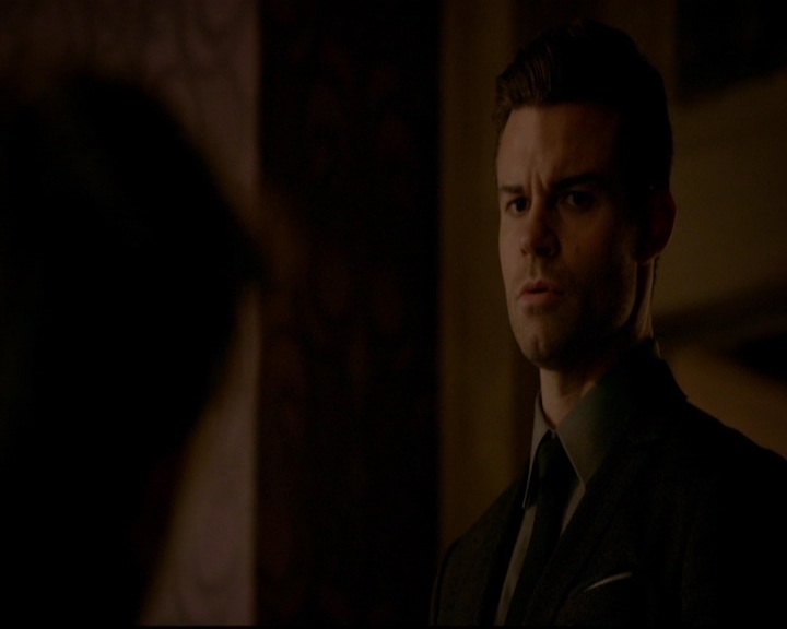 VampireDiariesWorld-dot-nl_TheOriginals_3x16AloneWithEverybody1418.jpg