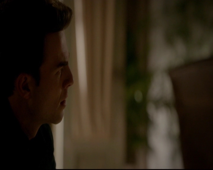 VampireDiariesWorld-dot-nl_TheOriginals_3x16AloneWithEverybody1419.jpg