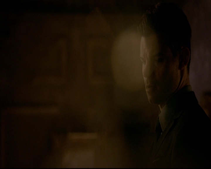 VampireDiariesWorld-dot-nl_TheOriginals_3x16AloneWithEverybody1425.jpg