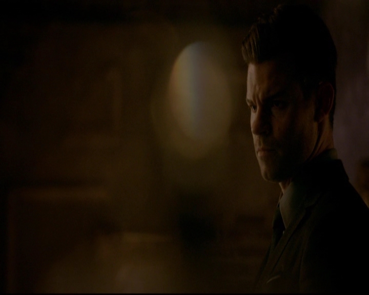 VampireDiariesWorld-dot-nl_TheOriginals_3x16AloneWithEverybody1426.jpg