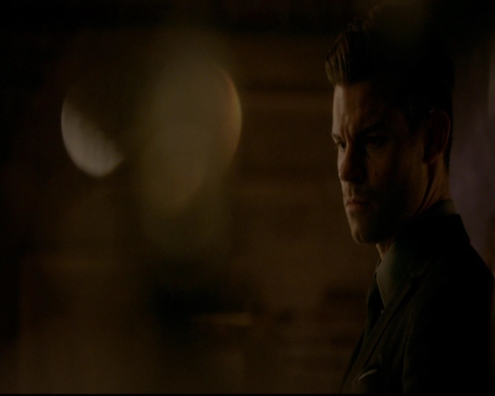 VampireDiariesWorld-dot-nl_TheOriginals_3x16AloneWithEverybody1428.jpg