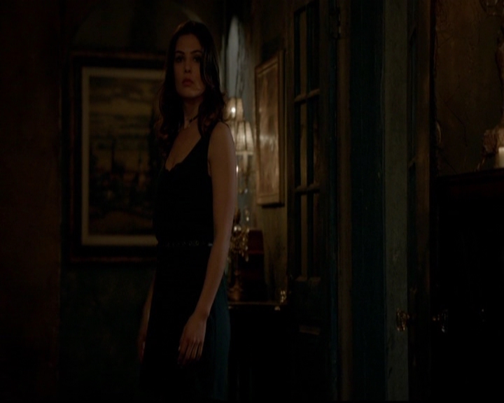 VampireDiariesWorld-dot-nl_TheOriginals_3x16AloneWithEverybody1517.jpg