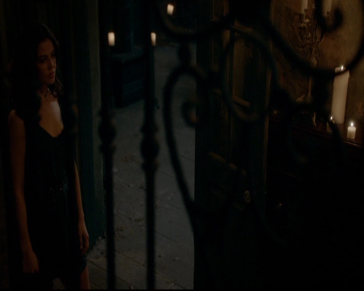 VampireDiariesWorld-dot-nl_TheOriginals_3x16AloneWithEverybody1543.jpg