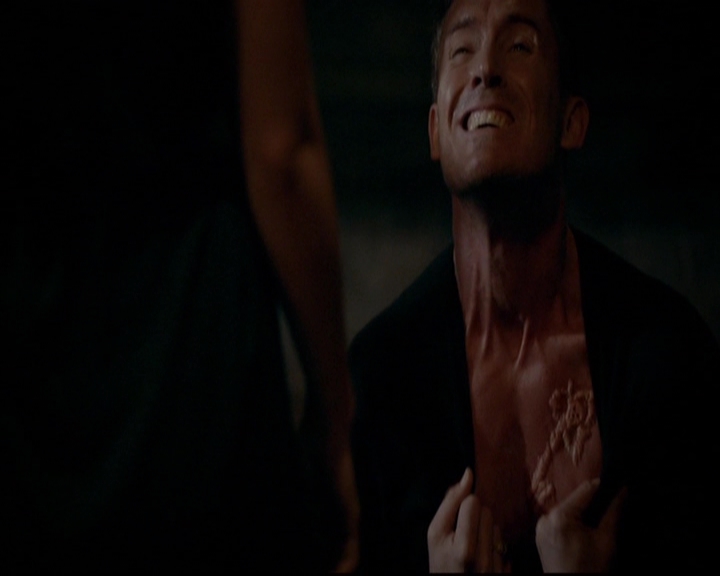 VampireDiariesWorld-dot-nl_TheOriginals_3x16AloneWithEverybody1582.jpg