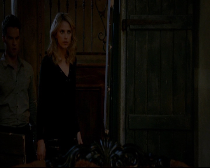 VampireDiariesWorld-dot-nl_TheOriginals_3x16AloneWithEverybody1619.jpg