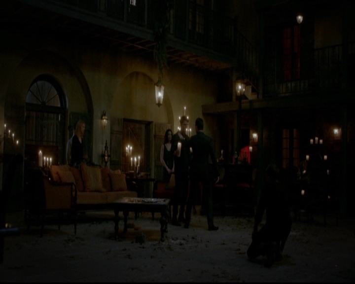 VampireDiariesWorld-dot-nl_TheOriginals_3x16AloneWithEverybody1627.jpg