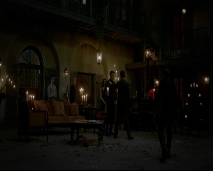 VampireDiariesWorld-dot-nl_TheOriginals_3x16AloneWithEverybody1628.jpg