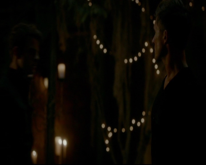 VampireDiariesWorld-dot-nl_TheOriginals_3x16AloneWithEverybody1647.jpg