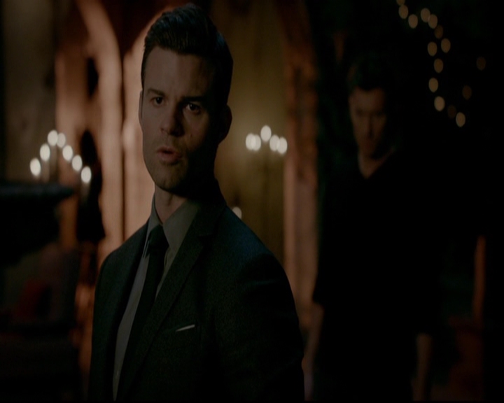 VampireDiariesWorld-dot-nl_TheOriginals_3x16AloneWithEverybody1653.jpg