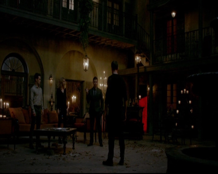 VampireDiariesWorld-dot-nl_TheOriginals_3x16AloneWithEverybody1660.jpg