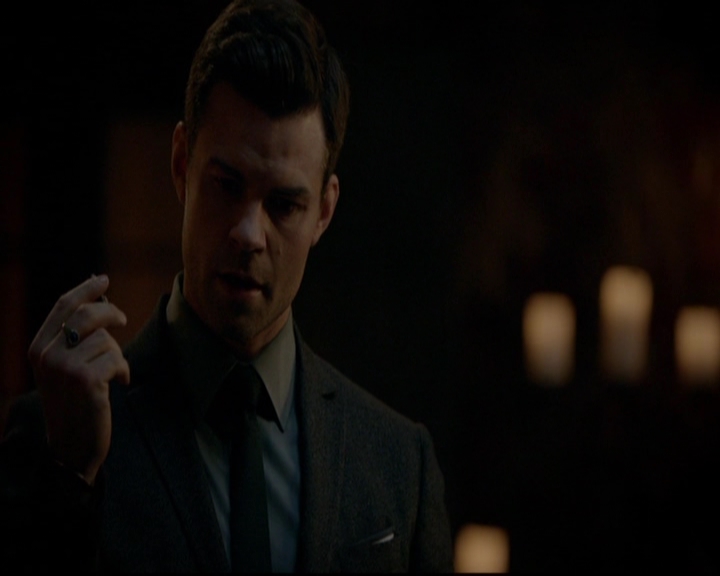 VampireDiariesWorld-dot-nl_TheOriginals_3x16AloneWithEverybody1666.jpg