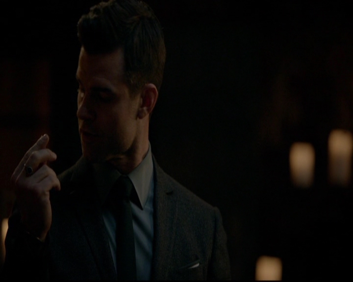 VampireDiariesWorld-dot-nl_TheOriginals_3x16AloneWithEverybody1668.jpg