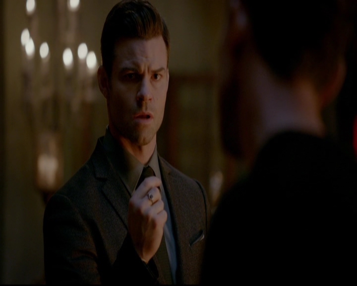 VampireDiariesWorld-dot-nl_TheOriginals_3x16AloneWithEverybody1890.jpg