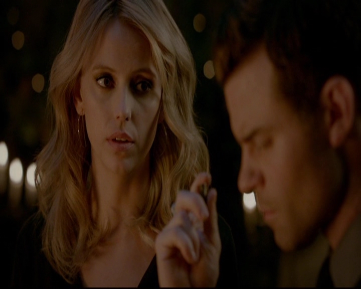 VampireDiariesWorld-dot-nl_TheOriginals_3x16AloneWithEverybody1914.jpg