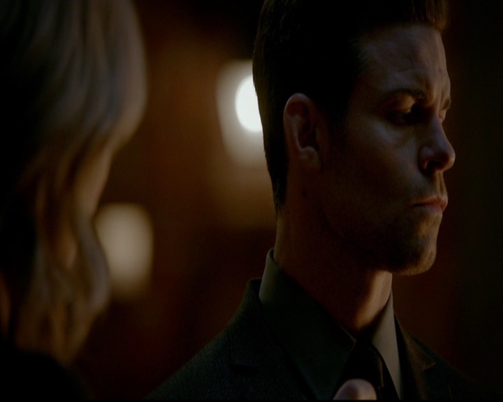 VampireDiariesWorld-dot-nl_TheOriginals_3x16AloneWithEverybody1927.jpg