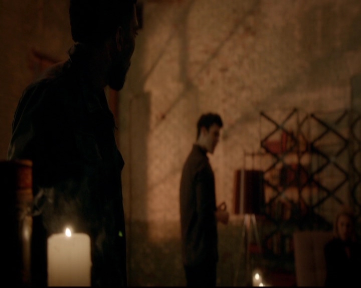 VampireDiariesWorld-dot-nl_TheOriginals_3x16AloneWithEverybody1940.jpg