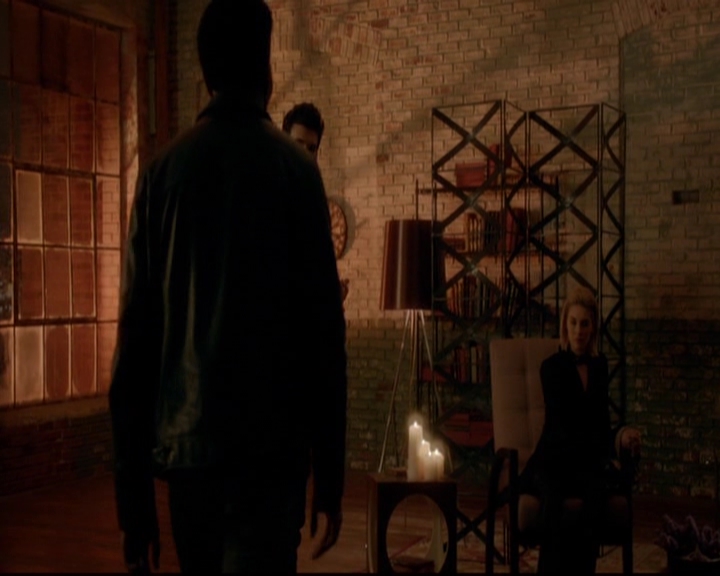 VampireDiariesWorld-dot-nl_TheOriginals_3x16AloneWithEverybody1942.jpg