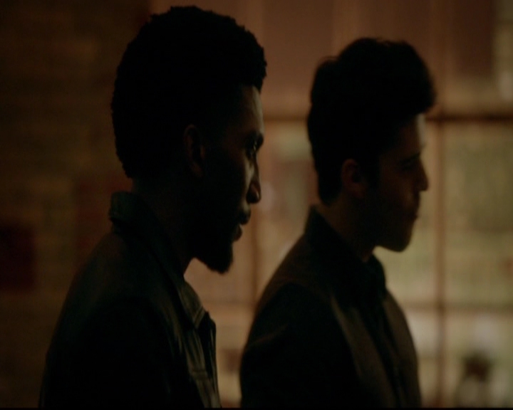 VampireDiariesWorld-dot-nl_TheOriginals_3x16AloneWithEverybody1944.jpg