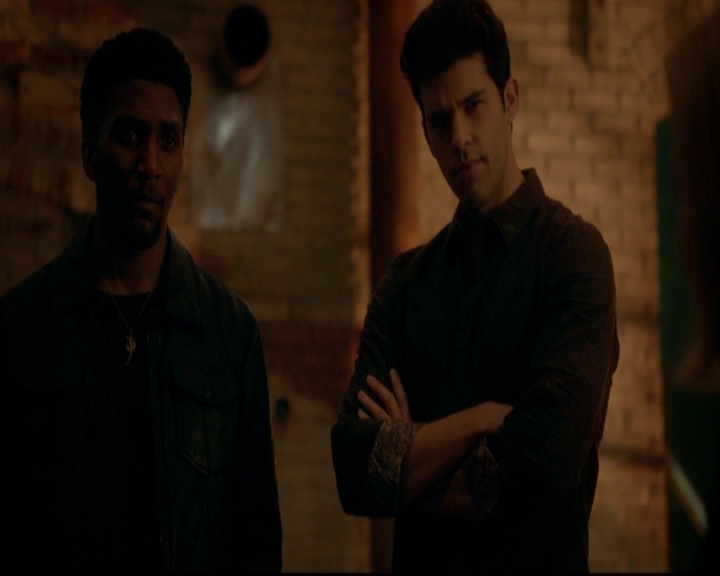 VampireDiariesWorld-dot-nl_TheOriginals_3x16AloneWithEverybody1958.jpg