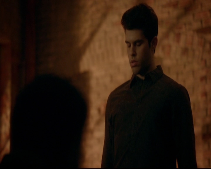 VampireDiariesWorld-dot-nl_TheOriginals_3x16AloneWithEverybody2004.jpg