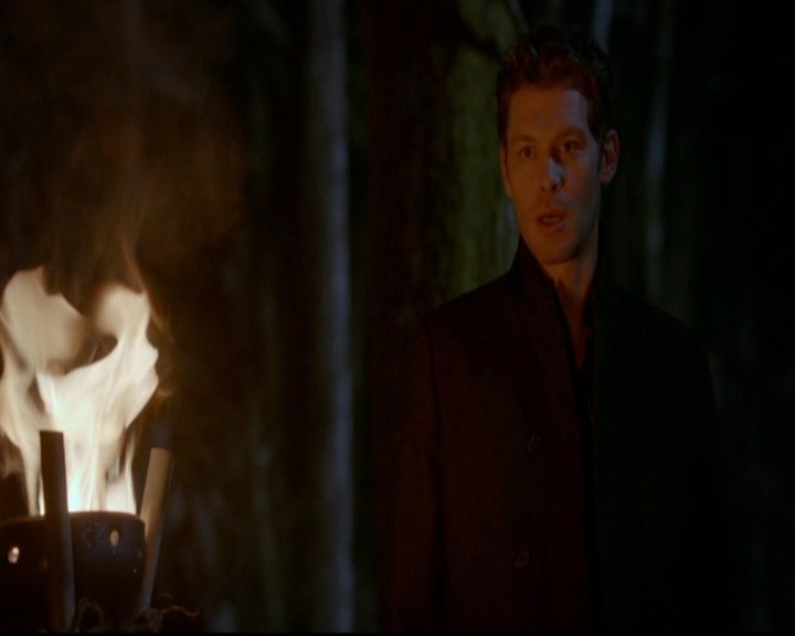 VampireDiariesWorld-dot-nl_TheOriginals_3x16AloneWithEverybody2074.jpg