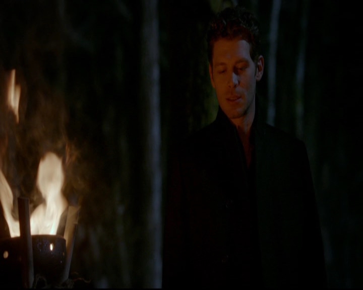 VampireDiariesWorld-dot-nl_TheOriginals_3x16AloneWithEverybody2076.jpg