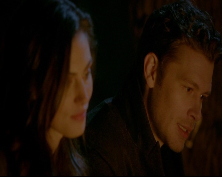 VampireDiariesWorld-dot-nl_TheOriginals_3x16AloneWithEverybody2099.jpg