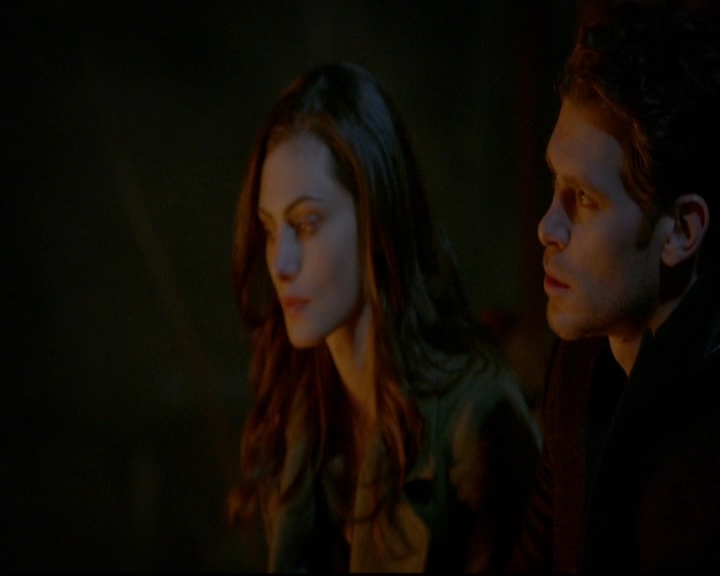 VampireDiariesWorld-dot-nl_TheOriginals_3x16AloneWithEverybody2105.jpg