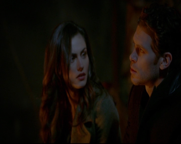 VampireDiariesWorld-dot-nl_TheOriginals_3x16AloneWithEverybody2107.jpg