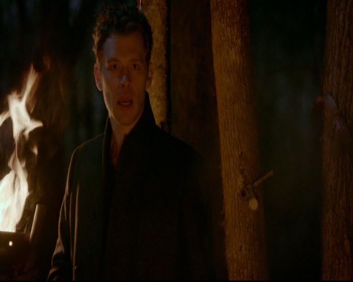 VampireDiariesWorld-dot-nl_TheOriginals_3x16AloneWithEverybody2119.jpg